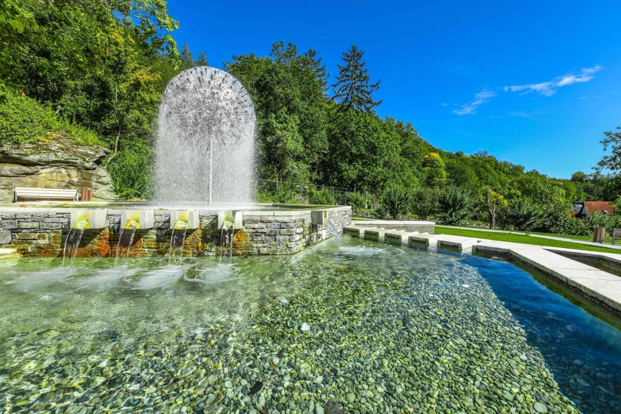 Nuhr Medical - Hotel & Restaurant Senftenberg Dış mekan fotoğraf