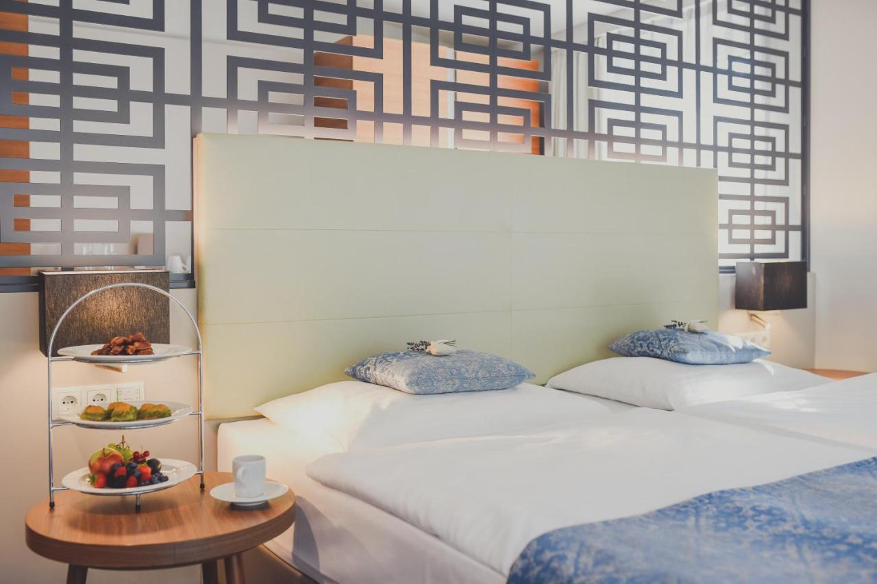 Nuhr Medical - Hotel & Restaurant Senftenberg Dış mekan fotoğraf